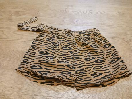 Kraťasy č.146/152, 146