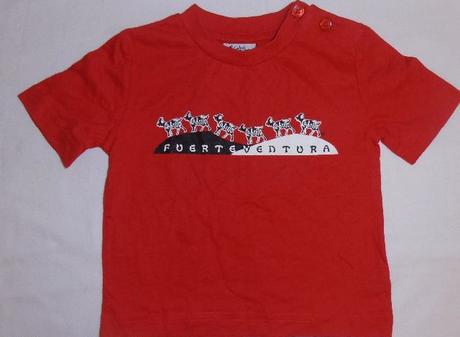 K30. jasně červené tričko, 68