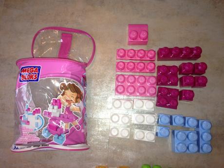 Růžové kostky od 1roku mega bloks 24ks + bonus 5ks, 