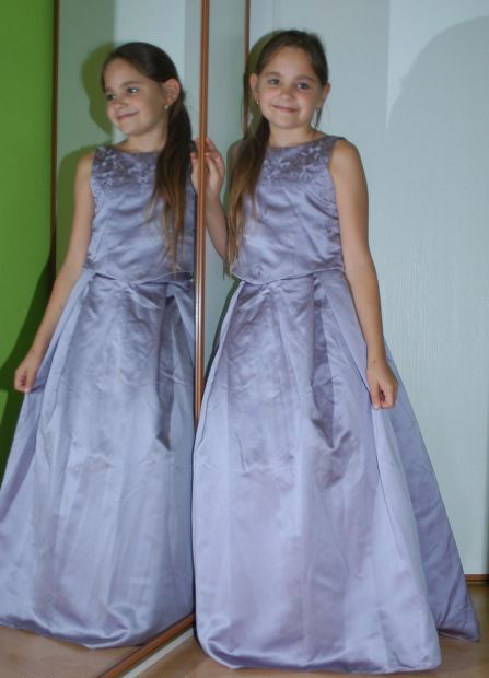 Dvojdílný komplet pro družičku či na ples, 158