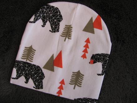 Barevná čepice s medvědy, 98