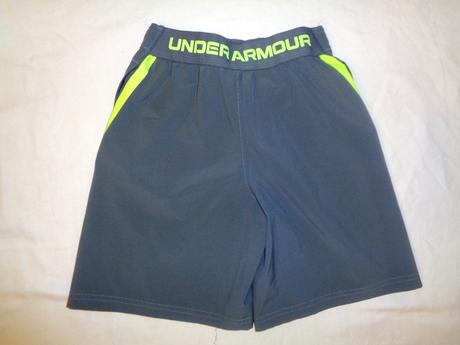 Super šedé sportovní šortky, under armour,122