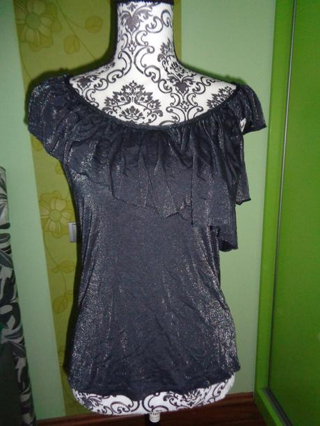 Krásný černostříbrný volánový top, dorothy perkins,40