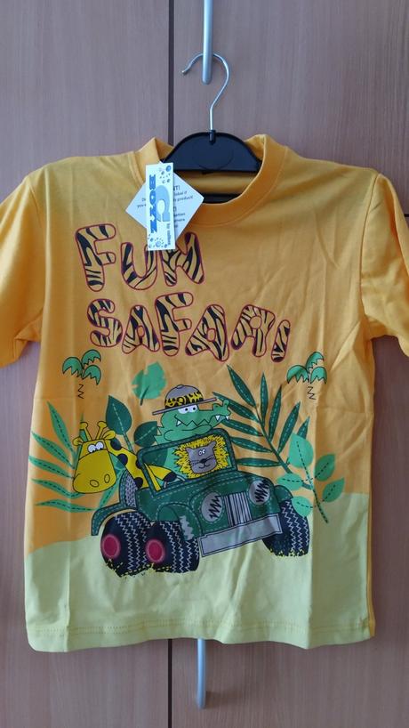 Letní komplet - triko + kraťásky, 134 / 140