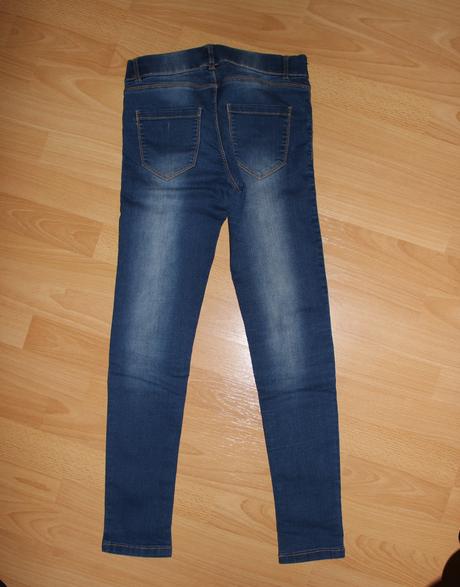 Rifle, džíny, slimky, takko,152