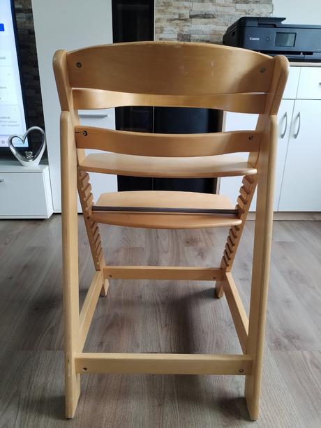 Celodřevěná polohovatelná jídelní židle pro dítě,