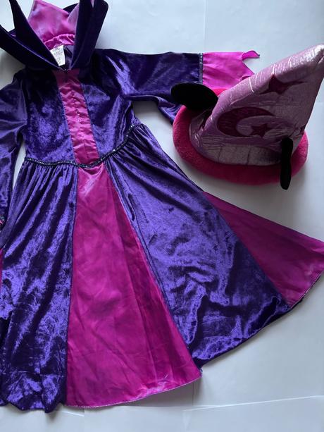 An5/ kostým minnie - v.104 zn. disney,