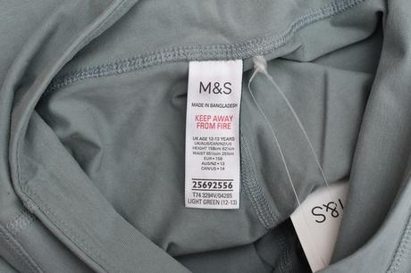 Kraťasy vel. 12 - 13 let, marks & spencer,158