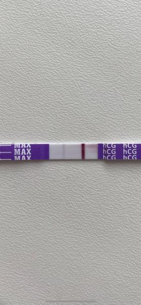 Co znamená mdlá čárka na těhotenském testu?