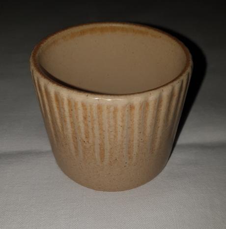 Keramický květináč, 