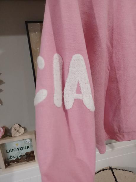 Růžový svetr zara s nápisem na rukávech, zara,152
