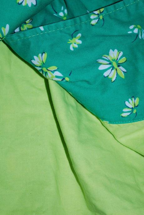 Zelený kabátek, kabát s kytičkama, next,104