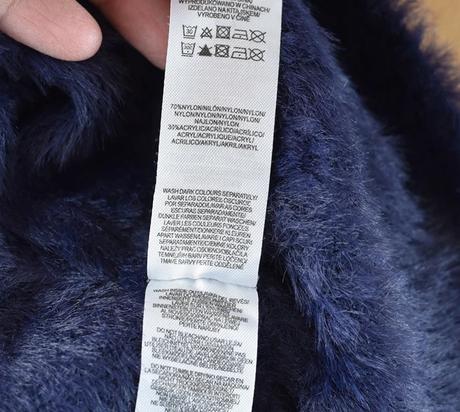 Svetr vel. 9 - 10 let, primark,140