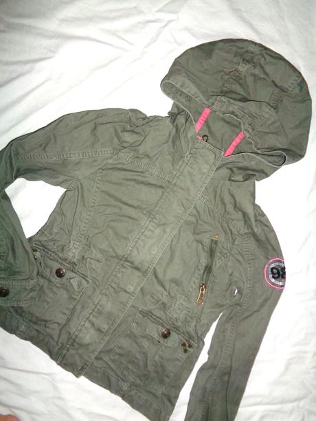 Luxusní khaki parka, 140