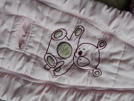 Ružovy pytel s méďou, 