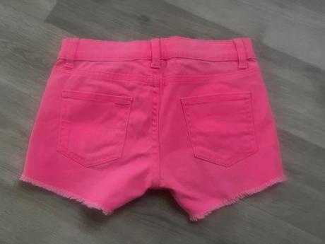 Kraťasy džínové, 134