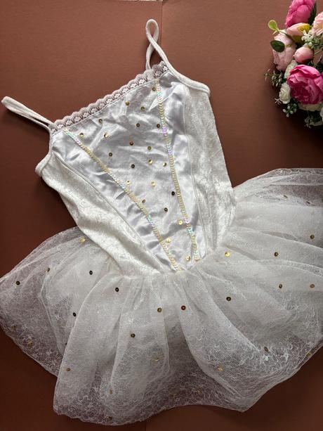 An8/ dres baletky - v.6/8 let, 116