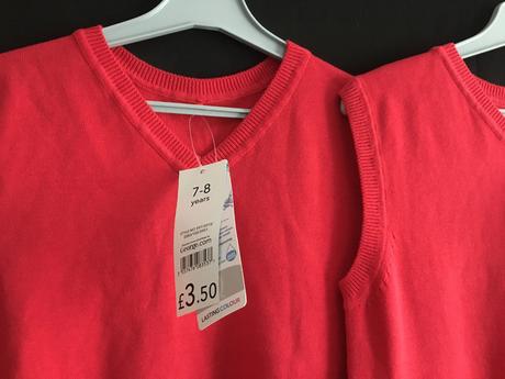 Vel. 128 červená pletená vesta, george,128