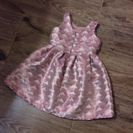 Slavnostní šaty protkané metalickou nití, evie angel,86