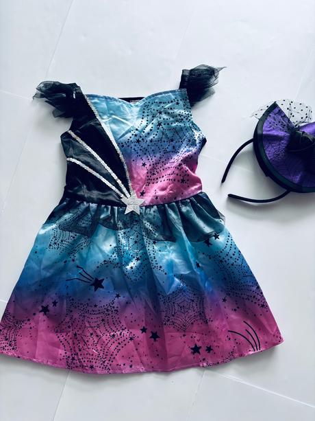 An22/ kostým čarodějky- v.3-4 roky, 