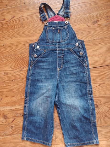 Džíny s laclem 92, 92