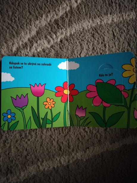 Leporelo s otviracími okénky, 