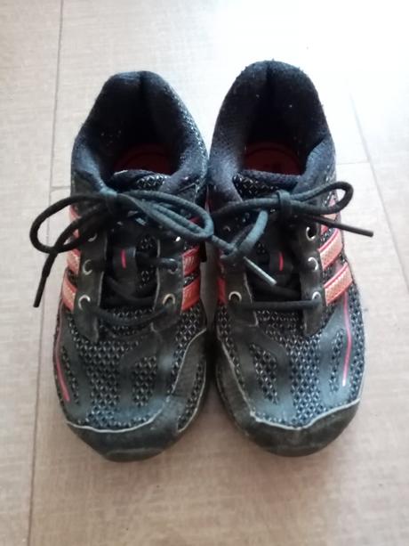 Botasky adidas vel. 26, adidas,26