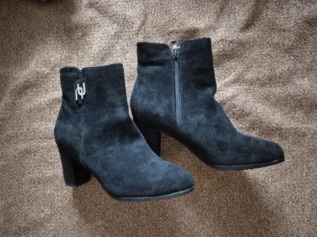 Semišové kotníkové boty na podpadku vel. 40, 40