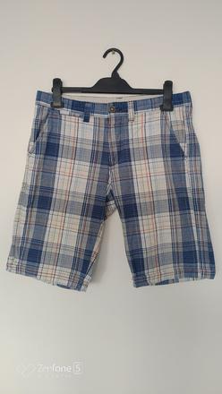 Pánské kraťasy, 48