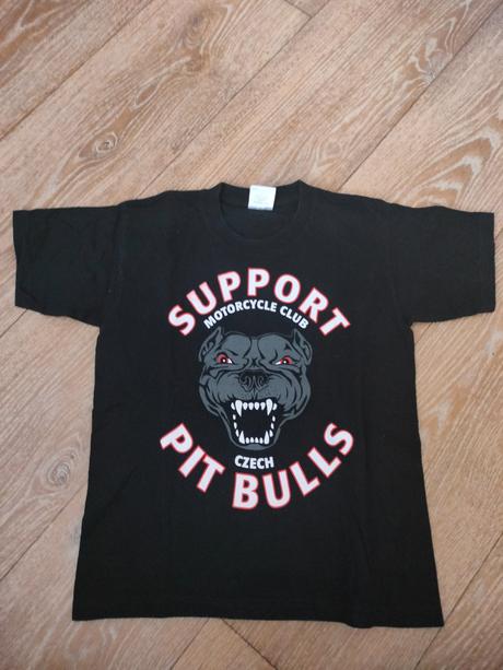 Tričko velikost 134, 134