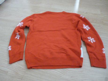 Vánoční svetr vel.9-10, 140
