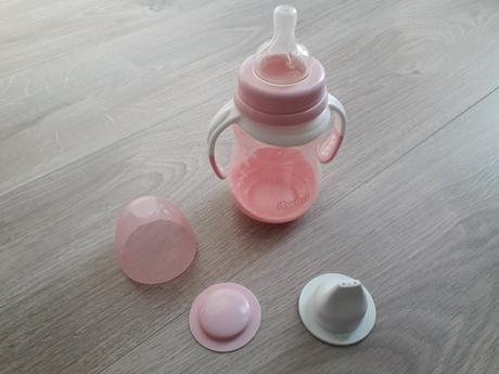 862 - kojenecká láhev,