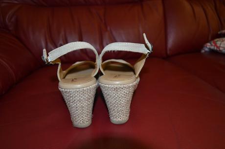 Tamaris kožené lodičky na klínku s otevřenou špič, tamaris,39