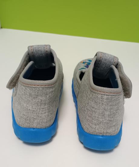 Nové papučky s podrážkou flex-b systém, 23