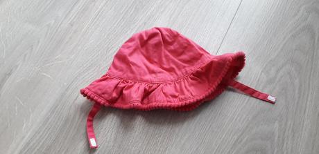 1226 - klobouček, miniclub,62