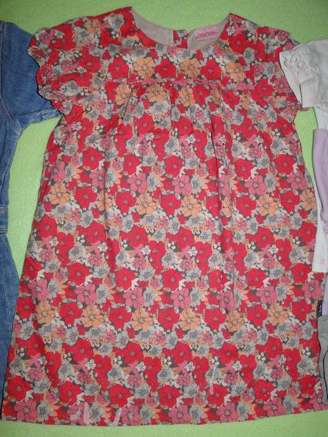 2x šaty tunika + 3ks trika navíc v.98, 86–98