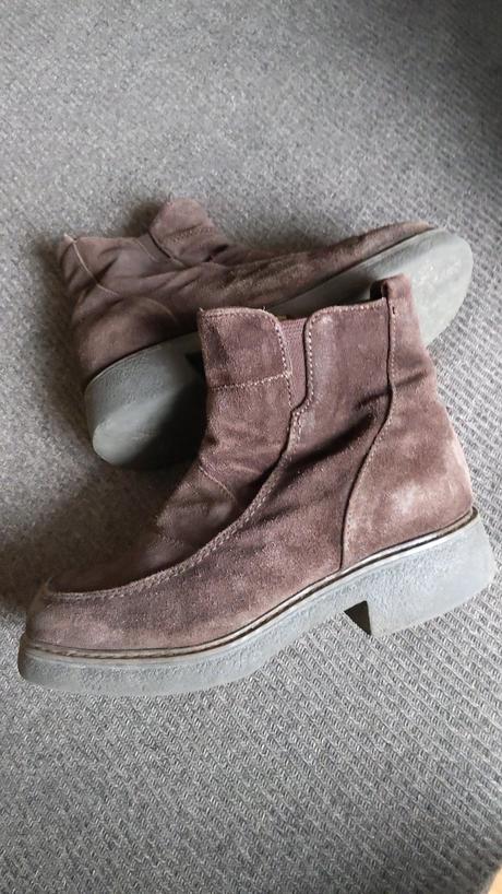 Kotníkové semišové boty / kozačky, 30