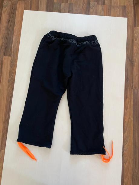 Kraťasy s neon šňůrkou, vel m i méne, nhm, m