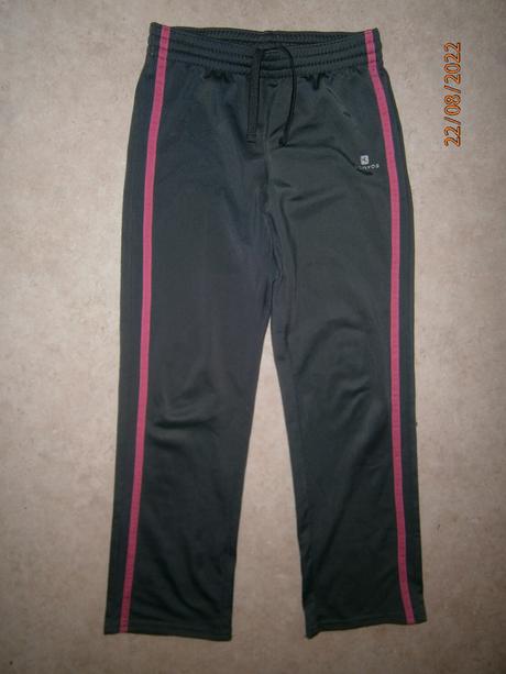 Tepláky, vel. 134/140 + punčochy zdarma, domyos,134