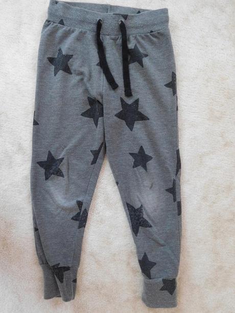 Hvězdičkové tepláky, lindex,104