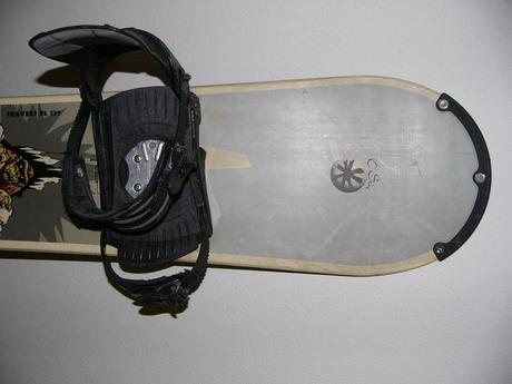 Pěkný používaný snowboard, délka 137, 130-139 cm