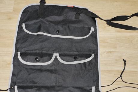 Ochrana na sedacku v aute s kapsami universalni,