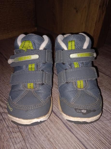 Kotníkové boty, viking,27