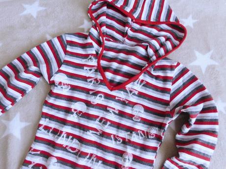 Dívčí tričko yaz s lebkami vel.122/128, 128