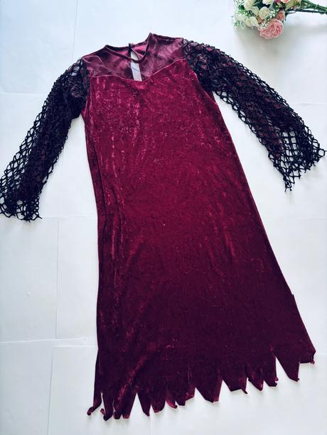 An6/ kostým upírka / ćarodejnice - v.cca 7/8 let, 