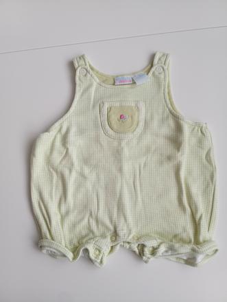 Kraťasy s laclem, 68