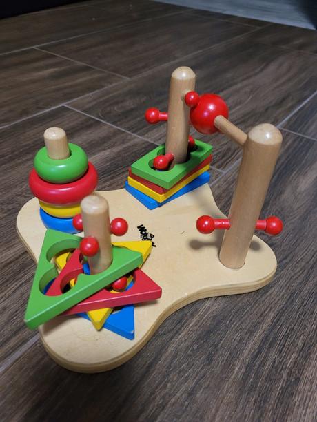 Dreveny hlavolam pro nejmensi, 