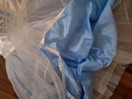 Kostým princezny s kabatkem 6-10let, 