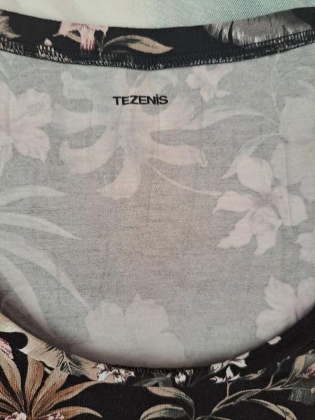 Tričko s květy, tezenis,s