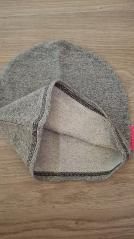 Tenčí bavlněné čepice, 134